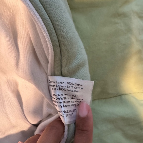 - Gray - Picture 7 of 8